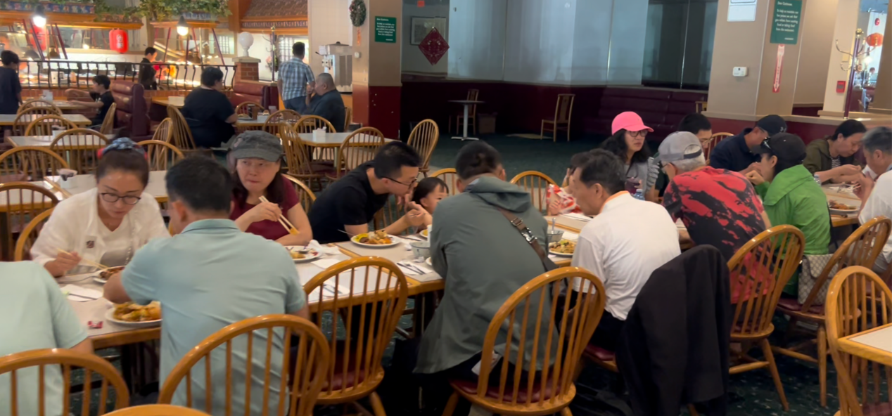 王子城 华人市长亲自带队 实地探秘加拿大投资新机遇PG电子游戏麻将胡了史上规模最大华人考察团走进乔治(图9)